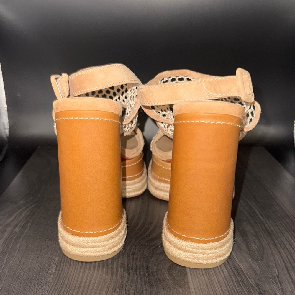 CHRISTIAN LOUBOUTIN💥
Espadrille Platform Crochet Sandal - Picture 12 of 15
